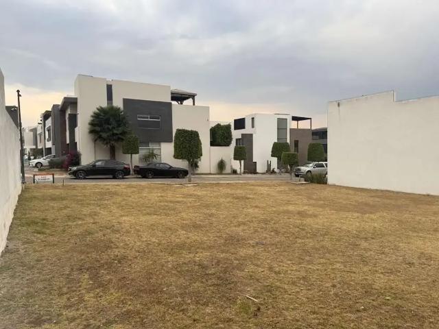 TERRENO EN VENTA EN PARQUE MICHOACAN, LOMAS DE ANGELOPOLIS
