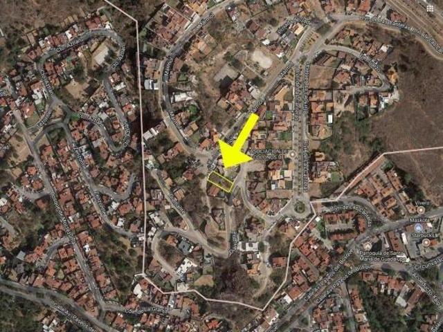 TERRENO EN VENTA EN PEDREGAL DE ECHEGARAY