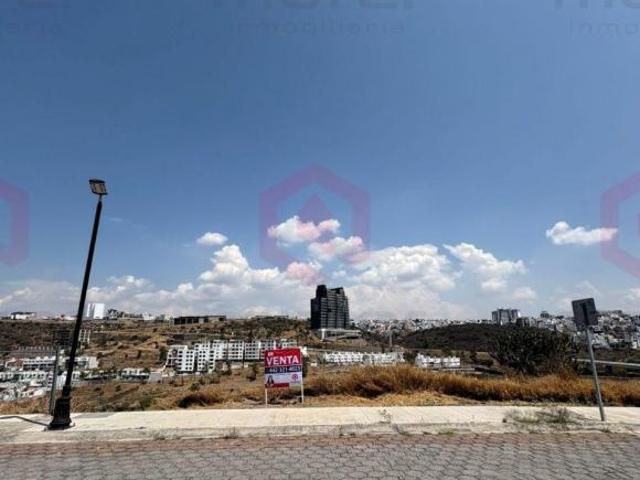 Terreno en Venta en Pedregal de Vista Hermosa, Querétaro