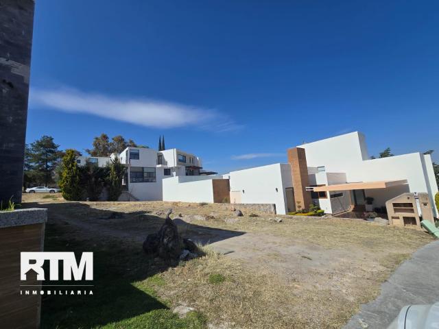 TERRENO EN VENTA EN PEDREGAL 2