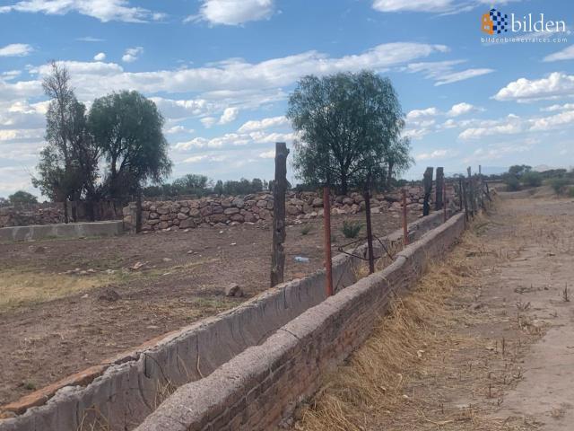 Terreno en Venta en Pino Su?rez Surango
