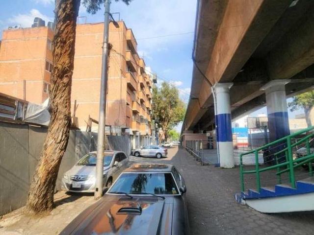 Terreno en venta en Portales Oriente con uso de suelo mixto para 10 niveles