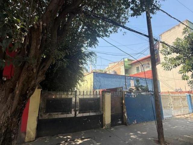 TERRENO EN VENTA EN PORTALES SUR. USO HABITACIONAL