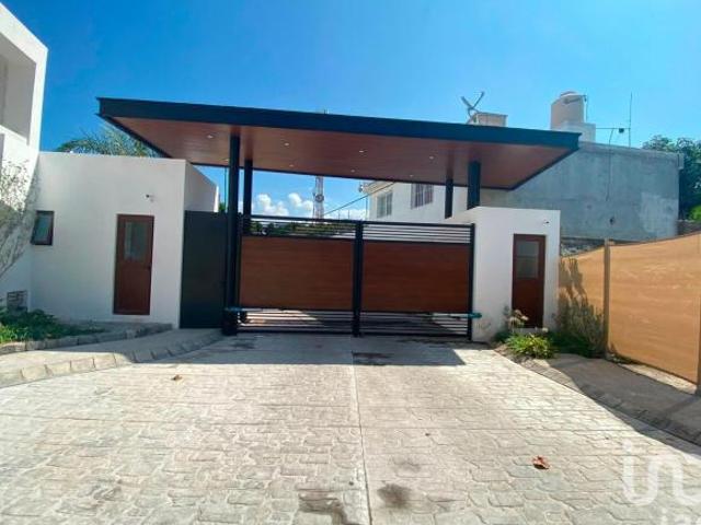 Terreno en Venta, en Privada, Col. del Empleado