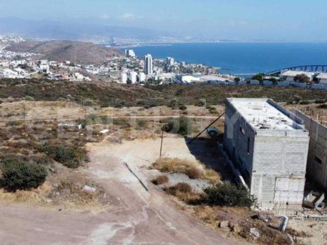 TERRENO EN VENTA EN PRIVADA LAS ROSAS EN ENSENADA, BAJA CALIFORNIA