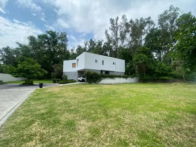 Terreno en venta en Rancho Contento, Zapopan, Jalisco