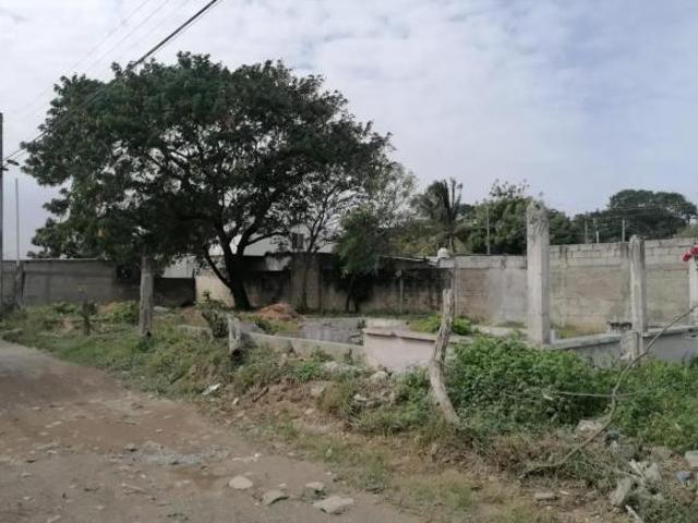 En venta terrenos es la Col Reserva Tarimoya Veracruz cd