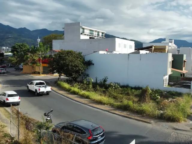 Terreno en venta en Residencial Fluvial Vallarta, Puerto Vallarta, Jalisco