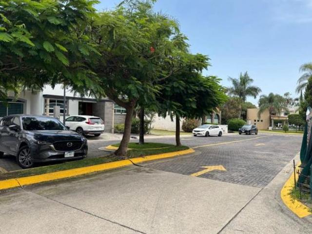 Terreno en Venta en Rinconada del Parque | 262 m² Cerca del Parque Metropolitano