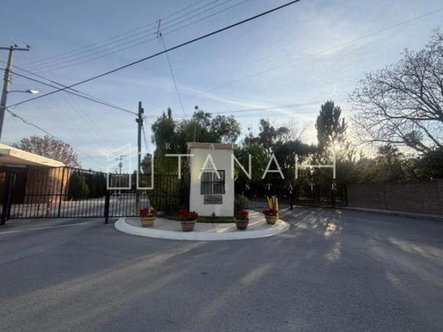 Terreno en venta en Saltillo Norte, Campestre Capellanía | 1,432 m² Junto al Club Campestre