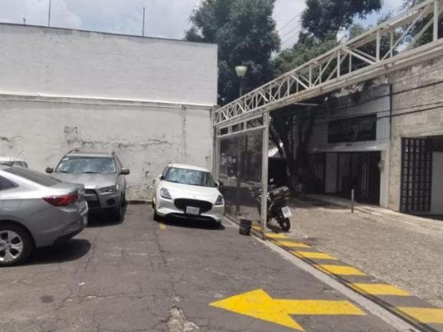 TERRENO EN VENTA EN SAN ANGEL FRENTE A PLAZA ALTRAVISTA