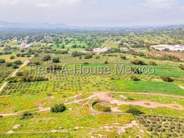 Terreno en Venta en San Martin de las Piramides, San Martin de las Piramides JL 25 3321