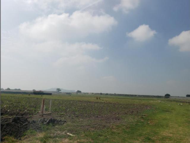 Terreno en venta en San Miguel Totocuitlapilco, Metepec, México
