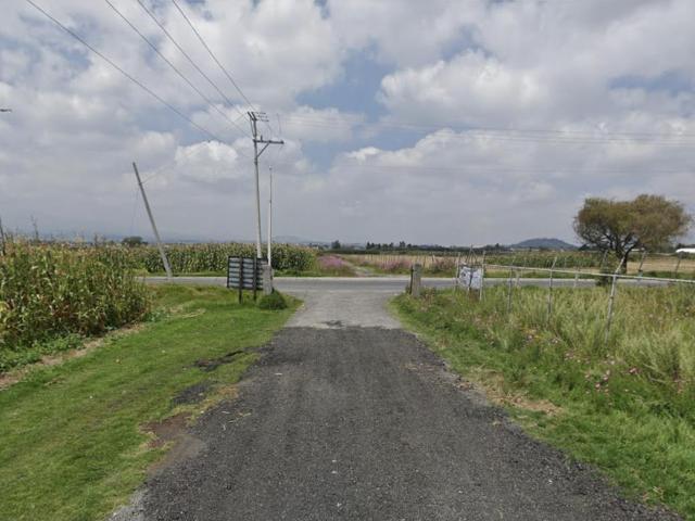 Terreno en venta en San Miguel Totocuitlapilco, Metepec, México