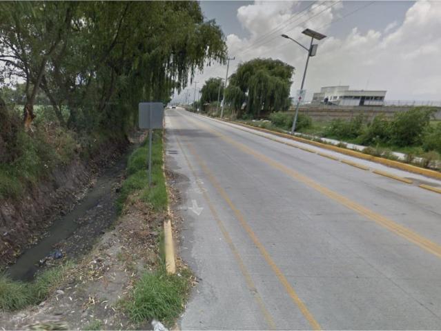 Terreno en venta en San Miguel Totocuitlapilco, Metepec, México