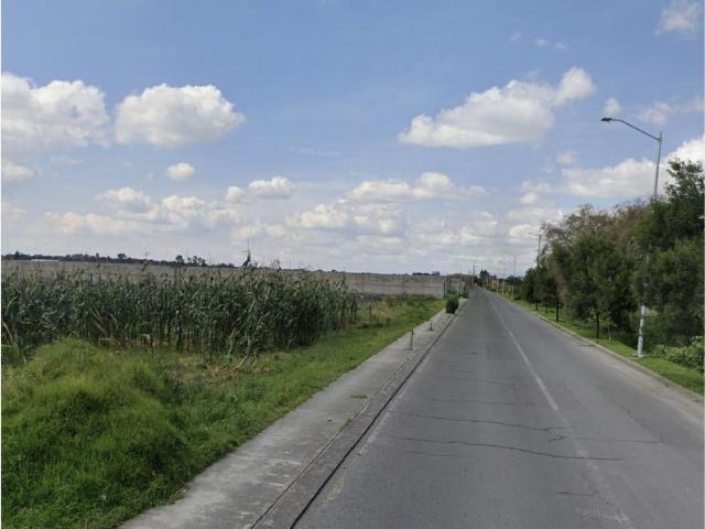 Terreno en venta en San Miguel Totocuitlapilco, Metepec, México