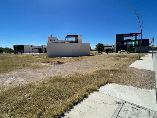 TERRENO EN VENTA EN SAN NICOLAS PREMIER AL SUR