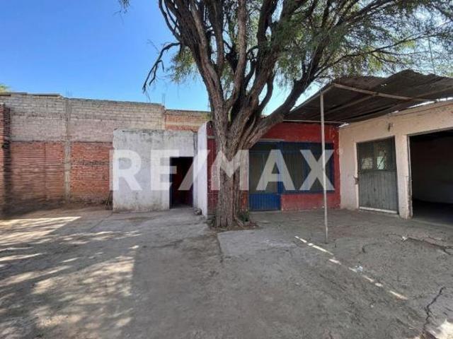 Terreno en Venta en San Pablo Querétaro. Uso Habitacional. Zona muy urbanizada
