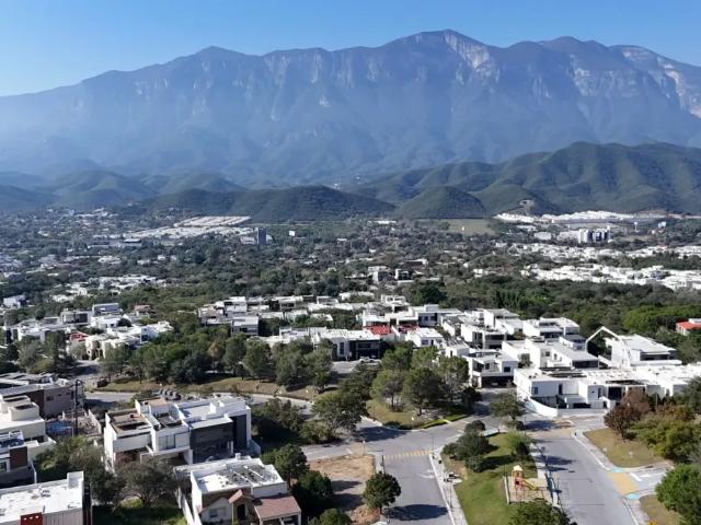 TERRENO EN VENTA EN SANTA ISABEL, ZONA EL BARRO, MONTERREY, N.L