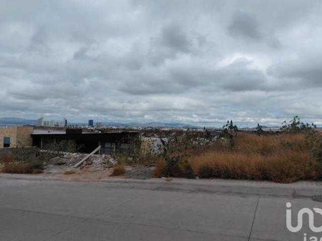 TERRENO EN VENTA EN SANTIAGO QUERÉTARO USO DE SUELO PLURIFAMILIAR