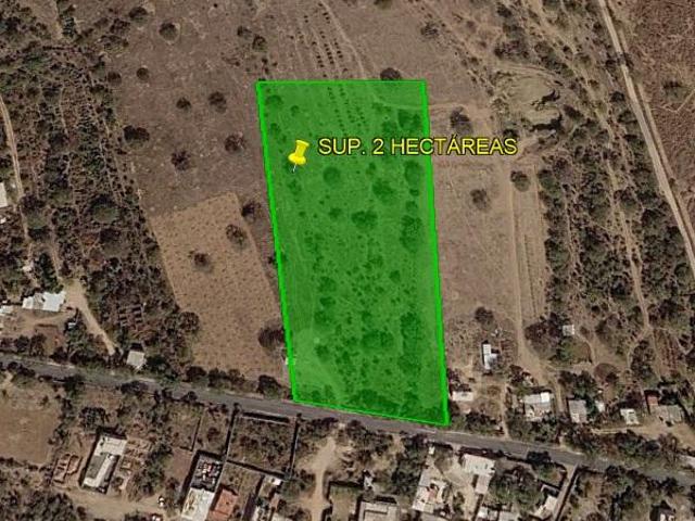TERRENO EN VENTA EN SANTILLAN TEQUISQUIAPAN: 2 HECT?REAS A PIE DE CARRETERA Escriturado
