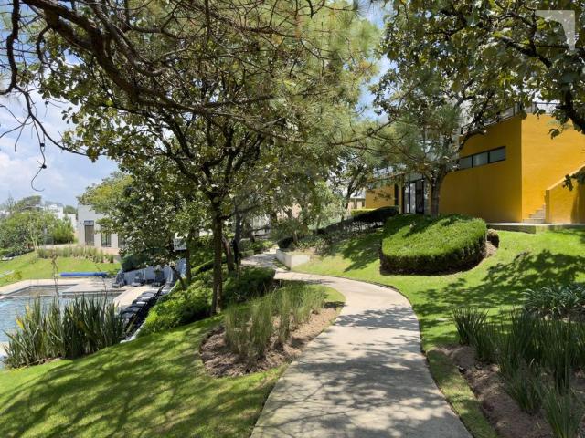 Terreno en venta en Sendas Residencial en Secci?n Dalia, Capital Norte