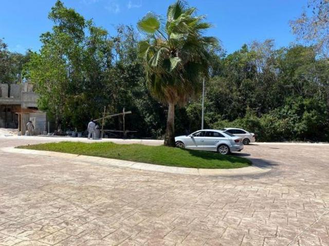 Terreno en Venta en Senderos, MayaKoba / KC0103