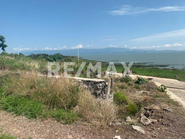 Terreno en Venta en Tuxcueca