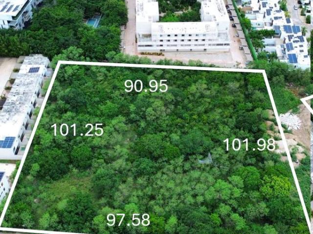 Terreno en venta en TEMOZON NORTE, IDEAL DESARROLLADOR