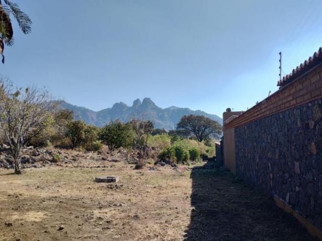 Terreno en venta en Tepoztlan, Camino a Ocotitla, Morelos $6,385,10.00