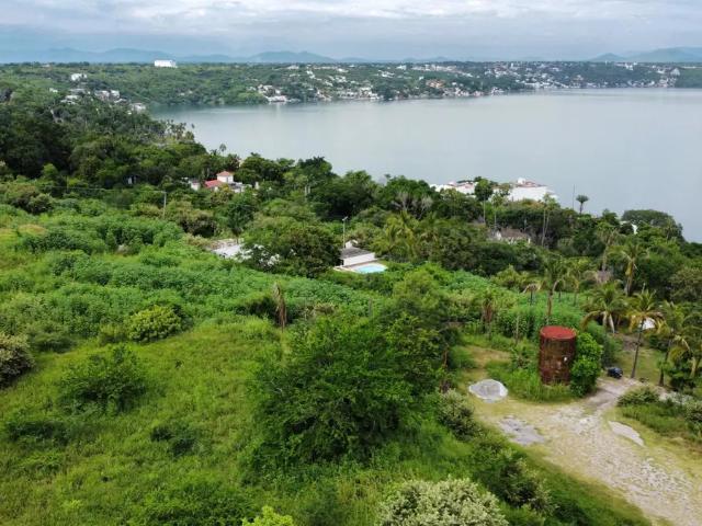 Terreno en venta en Tequesquitengo, Jojutla, Morelos