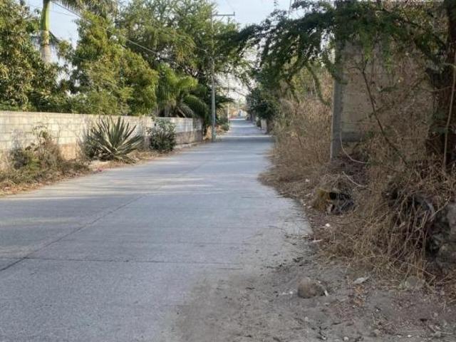 Terreno en venta en Tequesquitengo