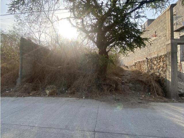 Terreno en venta en Tequesquitengo