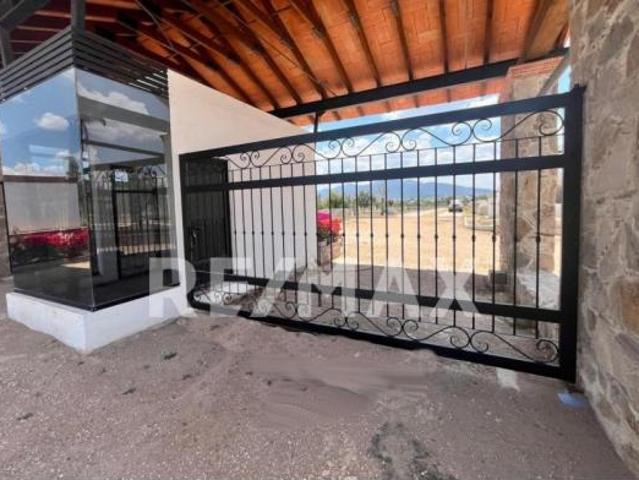 TERRENO EN VENTA EN TEQUISQUIAPAN QUERETARO 4