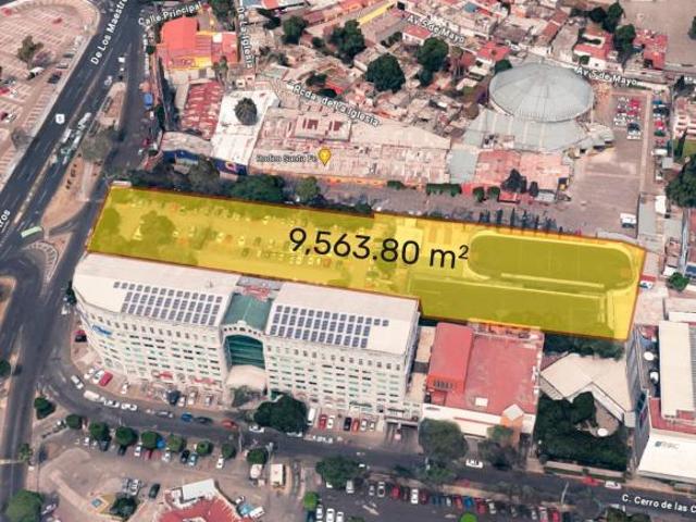 Terreno en Venta en Tlalnepantla de Baz en Av. de los Maestros