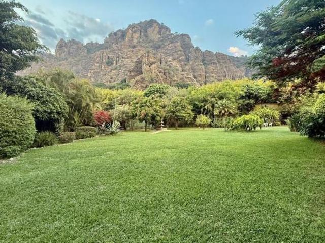 Terreno en venta en Valle de Atongo Barrio de Santo Domingo, Tepoztlán