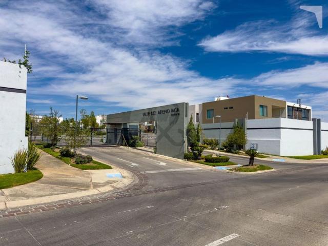 Terreno en venta en Valle Imperial en Coto 18 Inca, Zapopan
