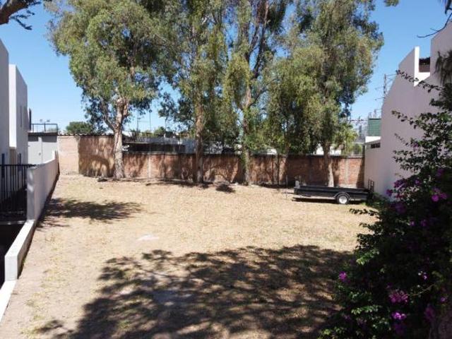 Terreno en Venta en Valle Real, Zapopan