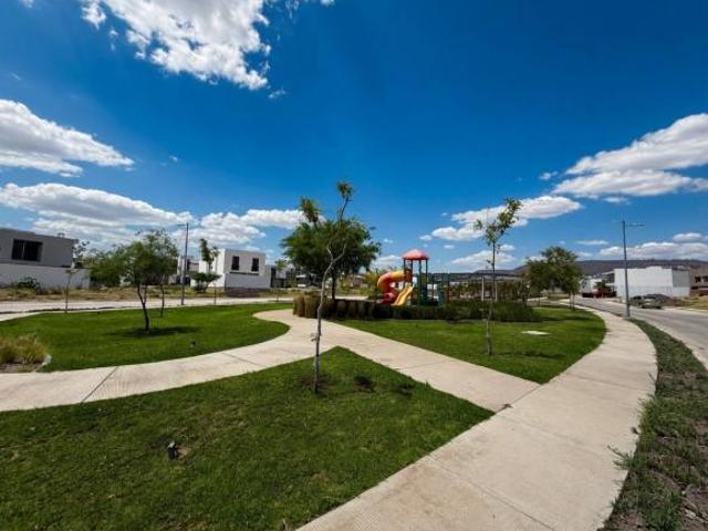 Terreno en Venta en Valles del Molino B