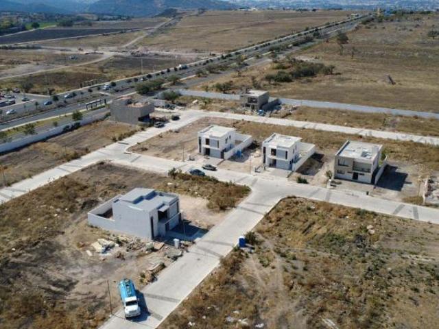 TERRENO EN VENTA EN VELASUR, CORREGIDORA