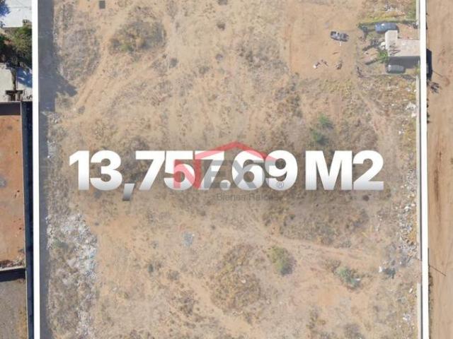 TERRENO EN VENTA EN VENTA A UNA CUADRA DE BLVD. LAZARO CARDENAS
