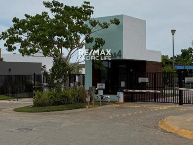 TERRENO EN VENTA EN VEREDAS DEL MAR 4