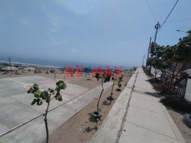 Terreno En Venta En Villa El Salvador 200 M2 Vista Al Mar