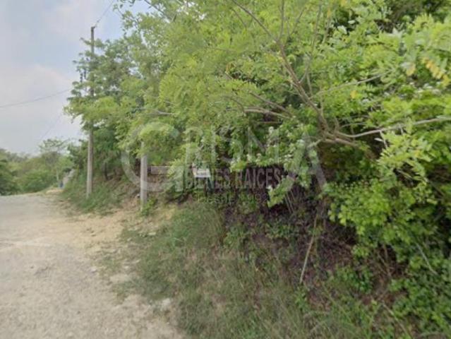 TERRENO EN VENTA EN VILLA ROSITA