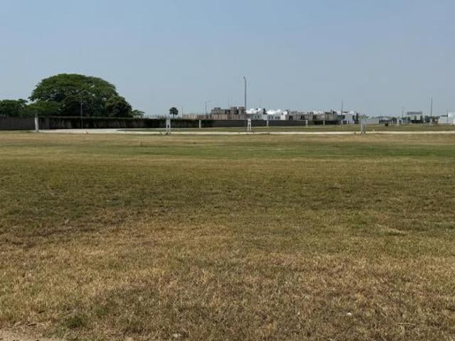 TERRENO EN VENTA EN VILLABRISA