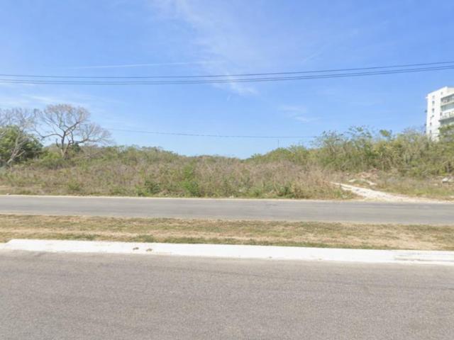 TERRENO EN VENTA EN XCANAT?N
