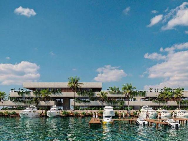 Terreno en venta en Yucatán Marina Club 4