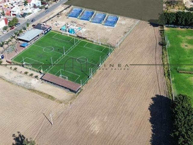 Terreno en Venta en Zapopan | 8,391 m² | Uso Mixto MV4