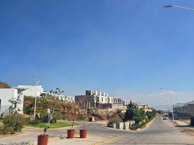 TERRENO EN VENTA EN ZIMALTA