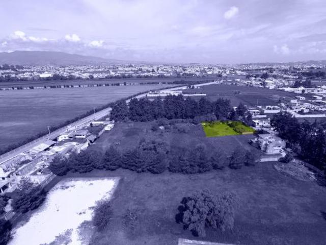 Terreno en Venta en Zinacantepec a 10 min del tren y 15 min del centro TOLUCA